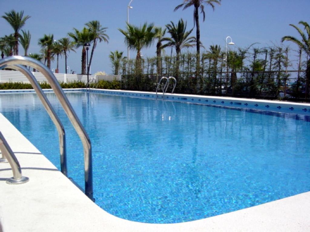 Apartamentos Deluxe Playa Norte เพนิสโคลา ภายนอก รูปภาพ