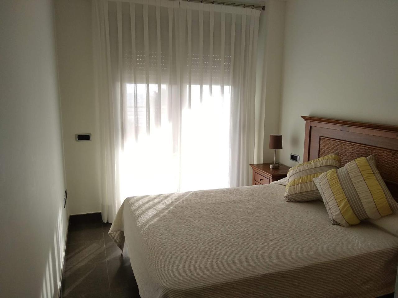 Apartamentos Deluxe Playa Norte เพนิสโคลา ภายนอก รูปภาพ